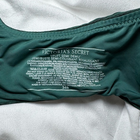 Victoria's Secret Green Textured Bra with Underwire Support - Picture 6 of 7